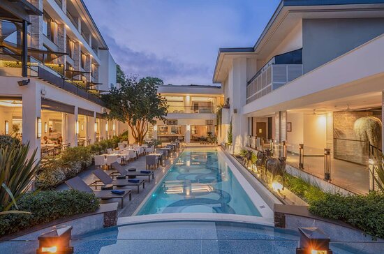Nairobi National Park Lodge